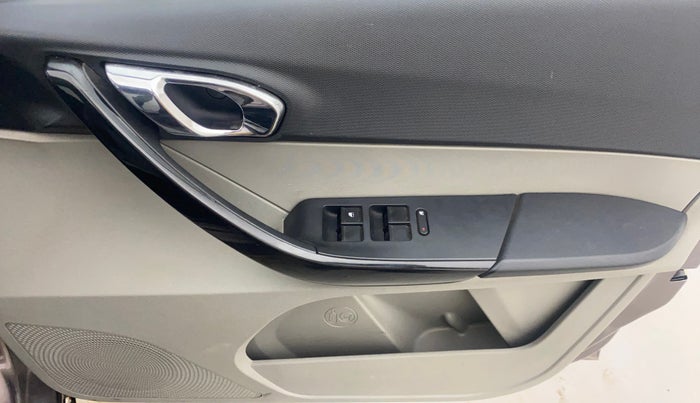 2018 Tata Tiago XZA PETROL, Petrol, Automatic, 10,694 km, Driver Side Door Panels Control