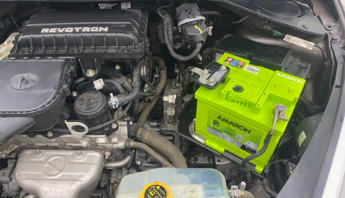 2018 Tata Tiago XZA PETROL, Petrol, Automatic, 10,694 km, Engine View - Left