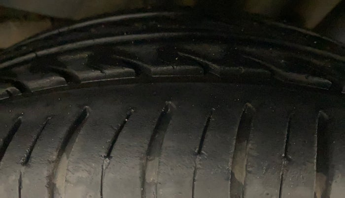 2018 Tata Tiago XZA PETROL, Petrol, Automatic, 10,694 km, Left Rear Tyre Tread
