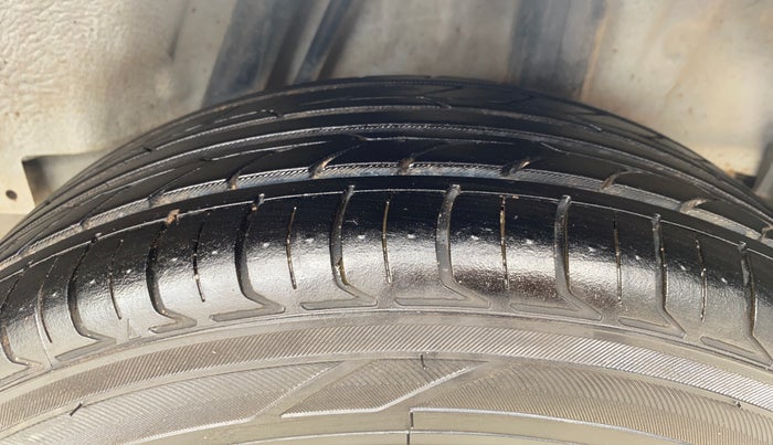 2018 Honda City 1.5L I-VTEC SV, CNG, Manual, 97,326 km, Left Rear Tyre Tread
