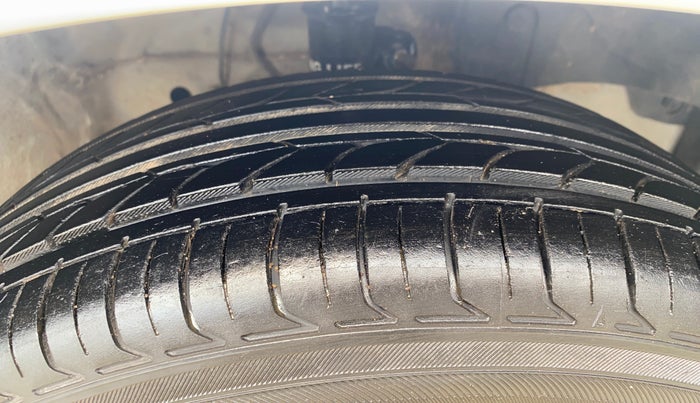 2018 Honda City 1.5L I-VTEC SV, CNG, Manual, 97,326 km, Right Front Tyre Tread
