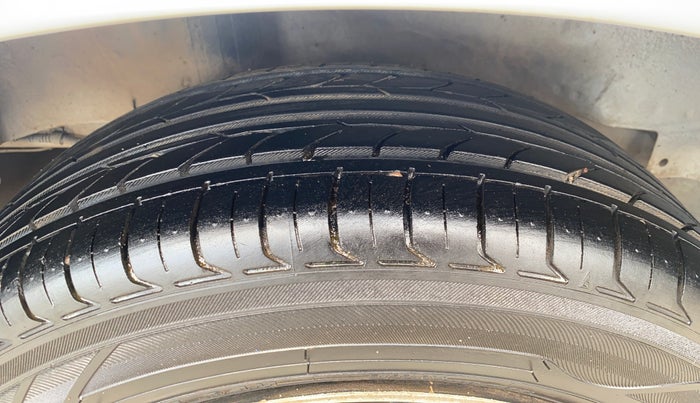 2018 Honda City 1.5L I-VTEC SV, CNG, Manual, 97,326 km, Right Rear Tyre Tread