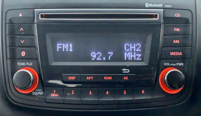 2018 Maruti Swift VXI AMT D, Petrol, Automatic, 88,056 km, Infotainment System