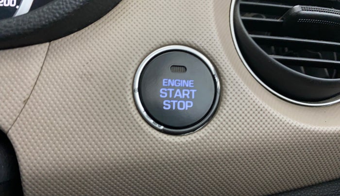 2014 Hyundai Grand i10 SPORTZ 1.2 KAPPA VTVT, Petrol, Manual, 33,989 km, Keyless Start/ Stop Button