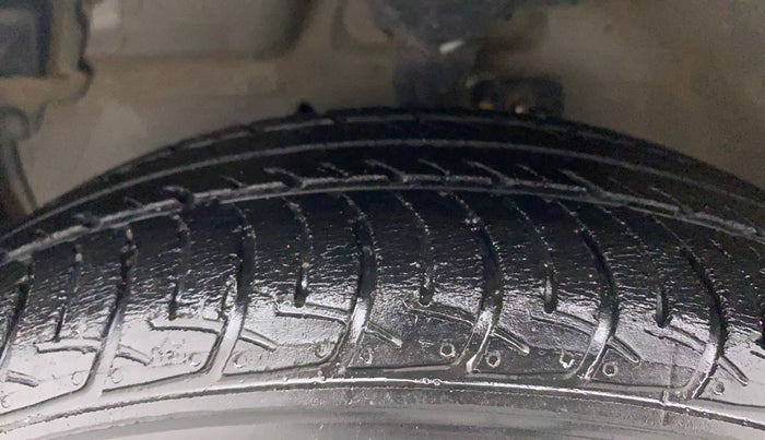2017 Maruti Celerio ZXI AMT, Petrol, Automatic, 77,481 km, Left Front Tyre Tread