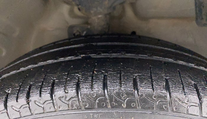 2017 Maruti Celerio ZXI AMT, Petrol, Automatic, 77,481 km, Right Front Tyre Tread