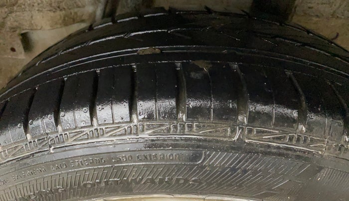 2015 Honda Jazz 1.2L I-VTEC V, Petrol, Manual, 48,818 km, Left Rear Tyre Tread