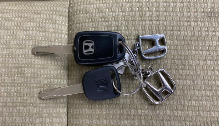 2015 Honda Jazz 1.2L I-VTEC V, Petrol, Manual, 48,818 km, Key Close Up