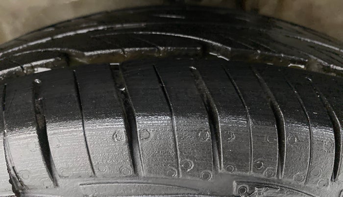 2012 Maruti Alto 800 LXI, Petrol, Manual, 47,292 km, Left Front Tyre Tread