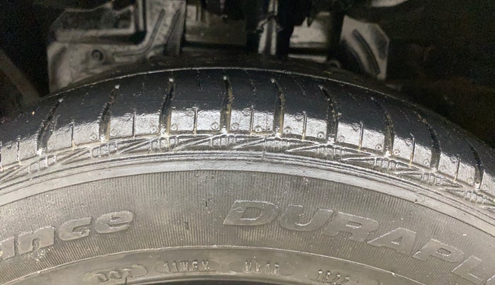 2016 Ford Figo Aspire TREND 1.2 PETROL, Petrol, Manual, 97,033 km, Left Front Tyre Tread