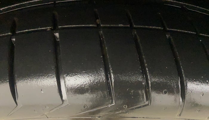 2021 Hyundai Tucson GLS 2WD AT PETROL, Petrol, Automatic, 96,935 km, Right Rear Tyre Tread