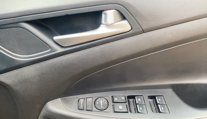 2021 Hyundai Tucson GLS 2WD AT PETROL, Petrol, Automatic, 96,935 km, Driver Side Door Panels Control