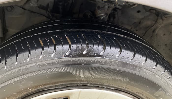 2017 Honda City 1.5L I-VTEC SV, Petrol, Manual, 31,691 km, Left Front Tyre Tread