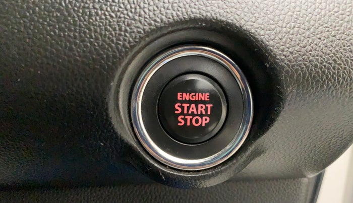 2022 Maruti Swift ZXI PLUS AMT DUAL TONE, Petrol, Automatic, 31,890 km, Keyless Start/ Stop Button