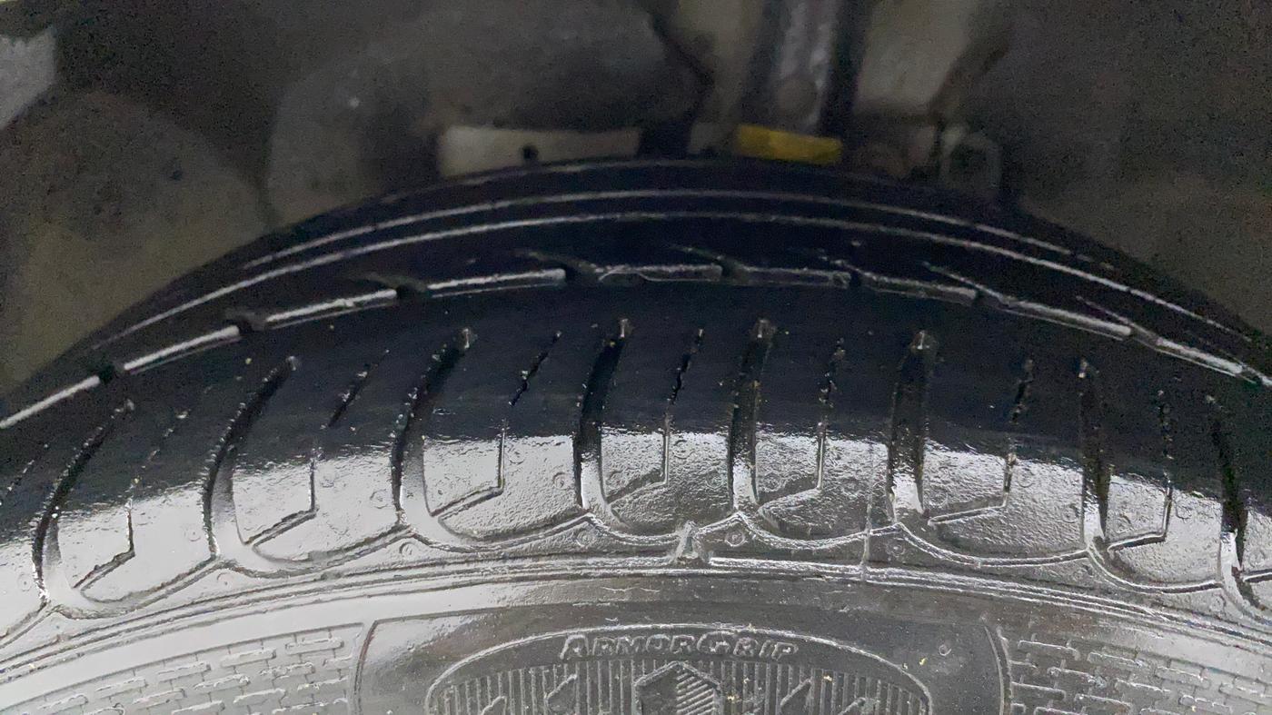 2020 Ford Ecosport TITANIUM + 1.5L PETROL AT, Petrol, Automatic, 49,769 km, Left Front Tyre Tread