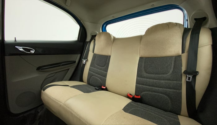 2018 Tata Tiago XZ PLUS DUAL TONE PETROL, Petrol, Manual, 25,862 km, Right Side Rear Door Cabin