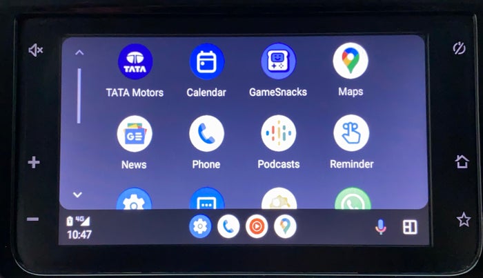 2018 Tata Tiago XZ PLUS DUAL TONE PETROL, Petrol, Manual, 25,862 km, Apple CarPlay and Android Auto