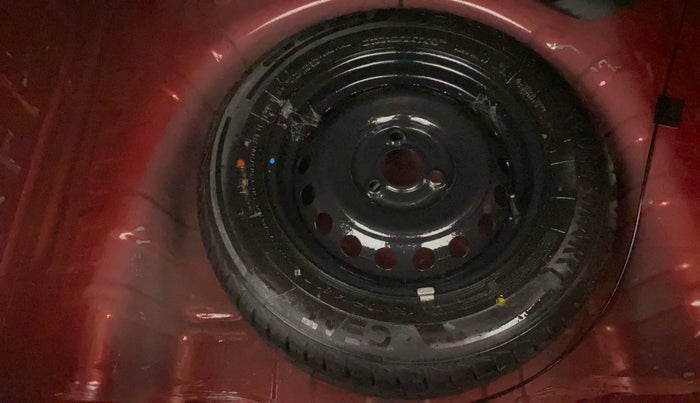 2020 Renault Kwid RXT 1.0 (O), Petrol, Manual, 35,935 km, Spare Tyre