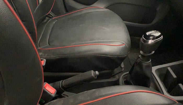 2020 Renault Kwid RXT 1.0 (O), Petrol, Manual, 35,935 km, Gear Lever