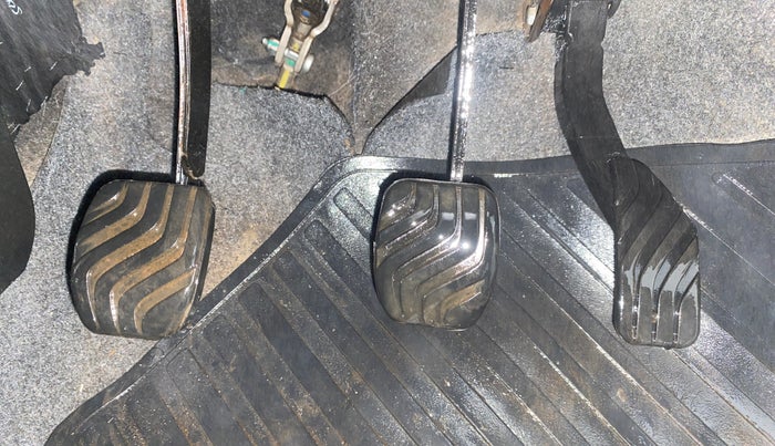 2020 Renault Kwid RXT 1.0 (O), Petrol, Manual, 35,935 km, Pedals