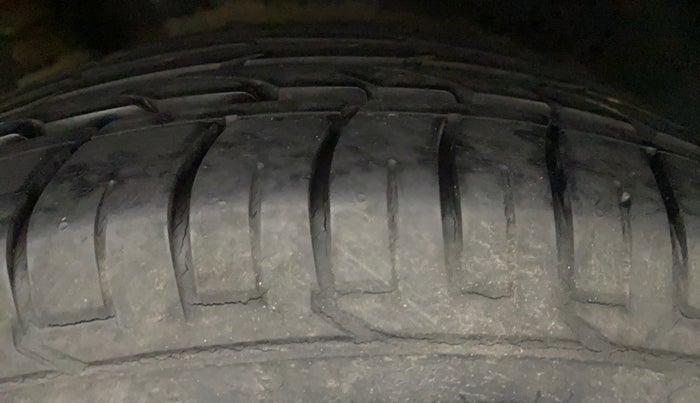 2017 Hyundai Creta SX PLUS AT 1.6 PETROL, Petrol, Automatic, 12,625 km, Left Rear Tyre Tread