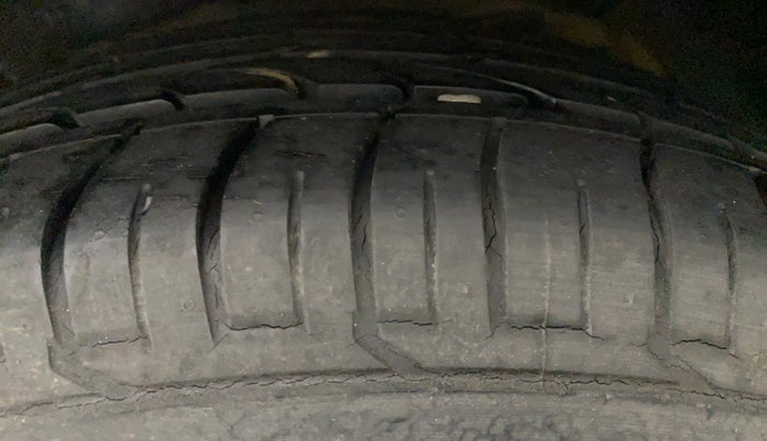 2017 Hyundai Creta SX PLUS AT 1.6 PETROL, Petrol, Automatic, 12,625 km, Left Front Tyre Tread