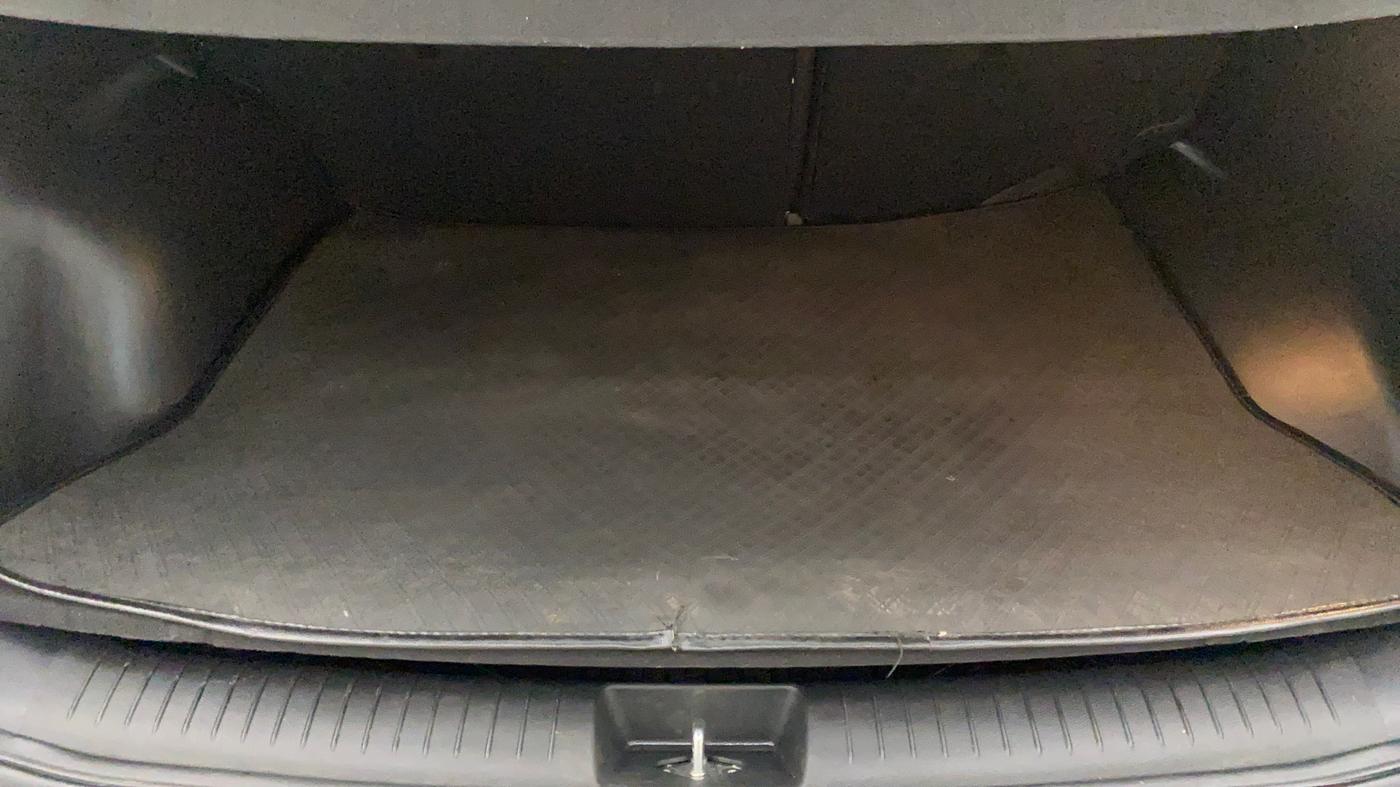 2017 Hyundai Creta SX PLUS AT 1.6 PETROL, Petrol, Automatic, 12,625 km, Boot Inside
