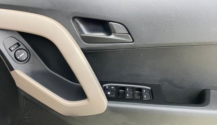 2017 Hyundai Creta E 1.6 PETROL, Petrol, Manual, 43,052 km, Driver Side Door Panels Control