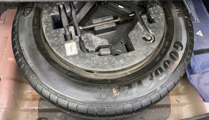 2017 Hyundai Creta E 1.6 PETROL, Petrol, Manual, 43,052 km, Spare Tyre