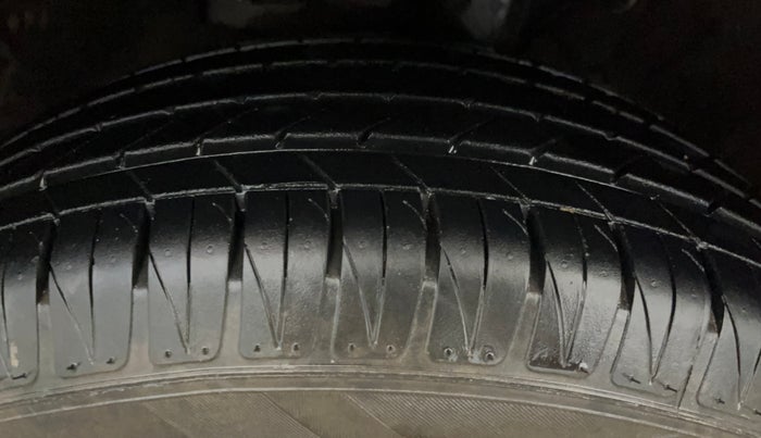 2021 Hyundai VENUE SX 1.0 (O) TURBO IMT, Petrol, Manual, 75,138 km, Left Front Tyre Tread