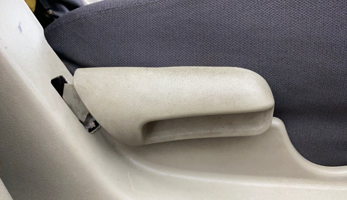 2016 Maruti Celerio VXI AMT, Petrol, Automatic, 1,11,602 km, Driver Side Adjustment Panel