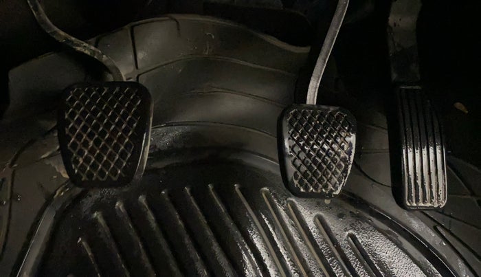 2017 Honda Jazz 1.5L I-DTEC VX, Diesel, Manual, 88,745 km, Pedals