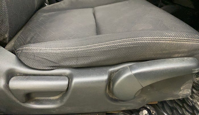 2017 Honda Jazz 1.5L I-DTEC VX, Diesel, Manual, 88,745 km, Driver Side Adjustment Panel