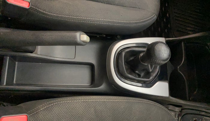 2017 Honda Jazz 1.5L I-DTEC VX, Diesel, Manual, 88,745 km, Gear Lever