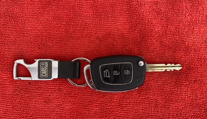 2019 Hyundai Elite i20 SPORTZ PLUS 1.2, Petrol, Manual, 27,416 km, Key Close Up