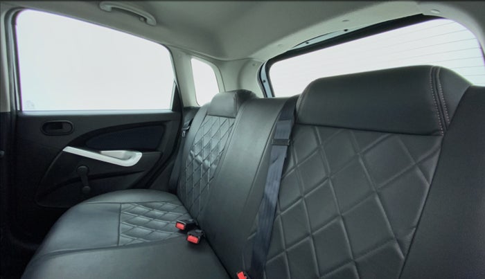 2013 Ford Figo 1.2 TITANIUM DURATEC, Petrol, Manual, 23,212 km, Right Side Rear Door Cabin