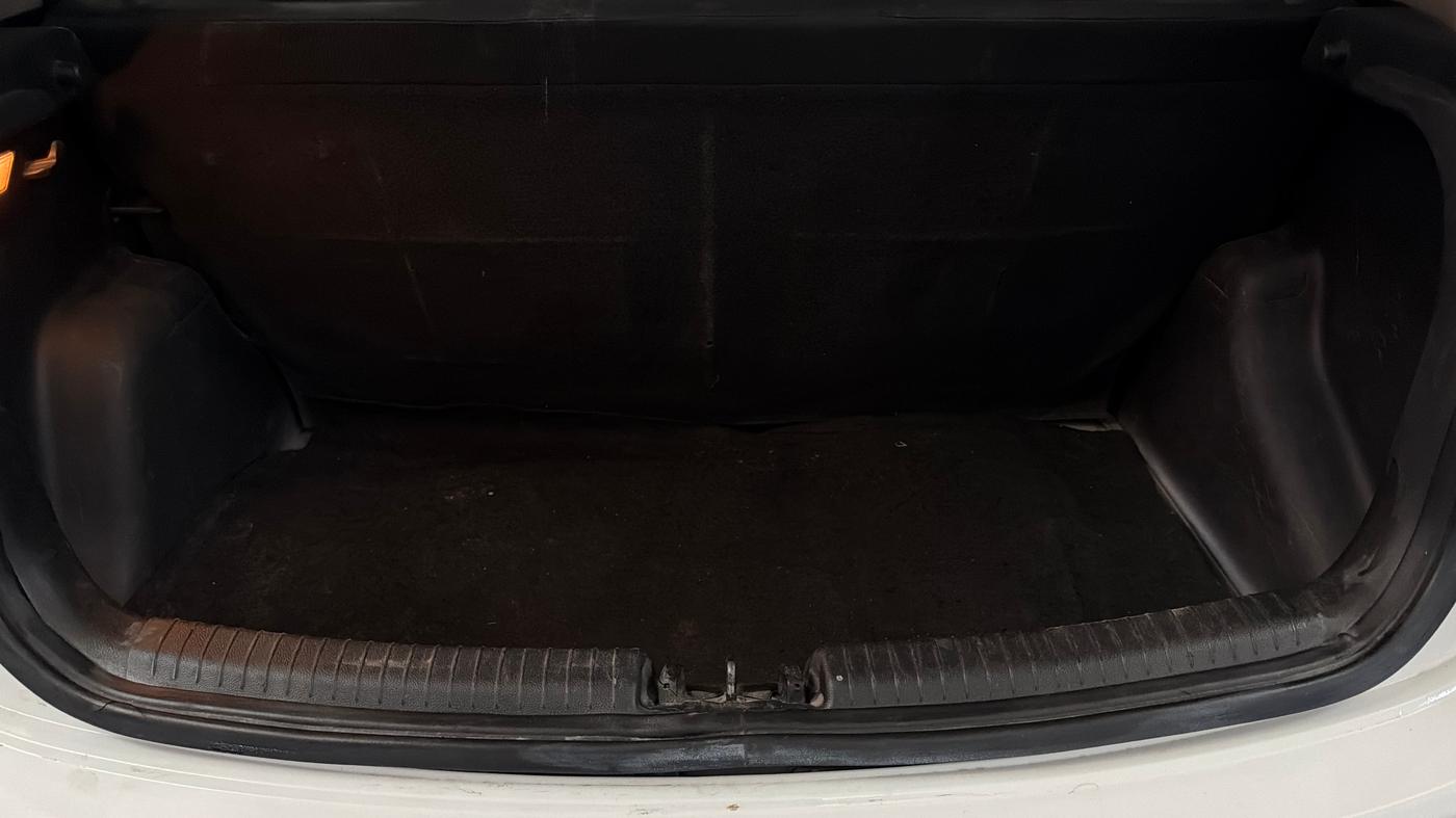 2015 Hyundai Grand i10 ASTA 1.2 KAPPA VTVT, Petrol, Manual, 73,002 km, Boot Inside
