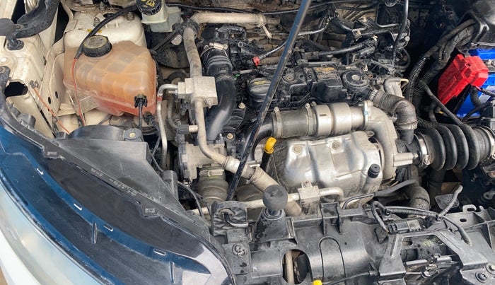 2014 Ford Ecosport TITANIUM 1.5L DIESEL, Diesel, Manual, 1,18,840 km, Engine View - Right