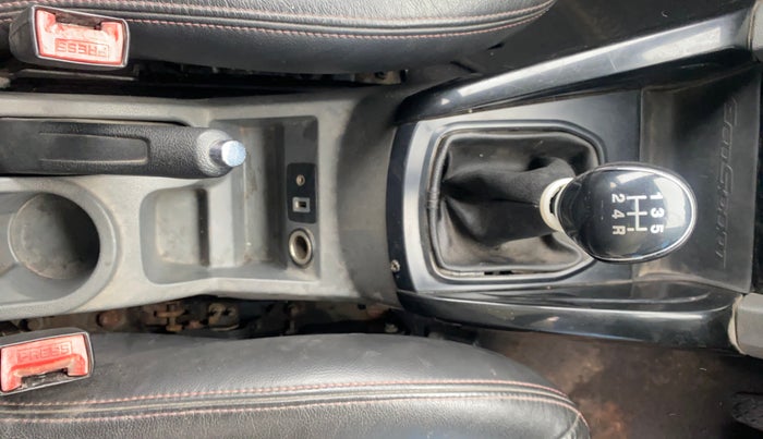 2014 Ford Ecosport TITANIUM 1.5L DIESEL, Diesel, Manual, 1,18,840 km, Gear Lever