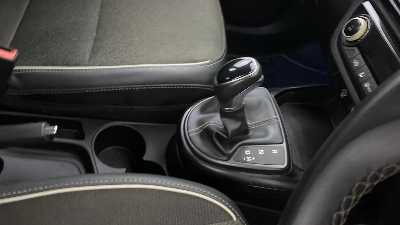 2024 Hyundai EXTER SX(O) CONNECT 1.2 AMT, Petrol, Automatic, 12,899 km, Gear Lever