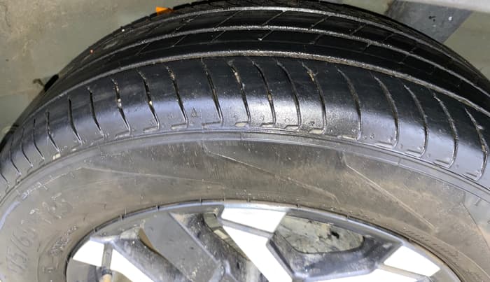 2024 Hyundai EXTER SX(O) CONNECT 1.2 AMT, Petrol, Automatic, 12,511 km, Left Rear Tyre Tread