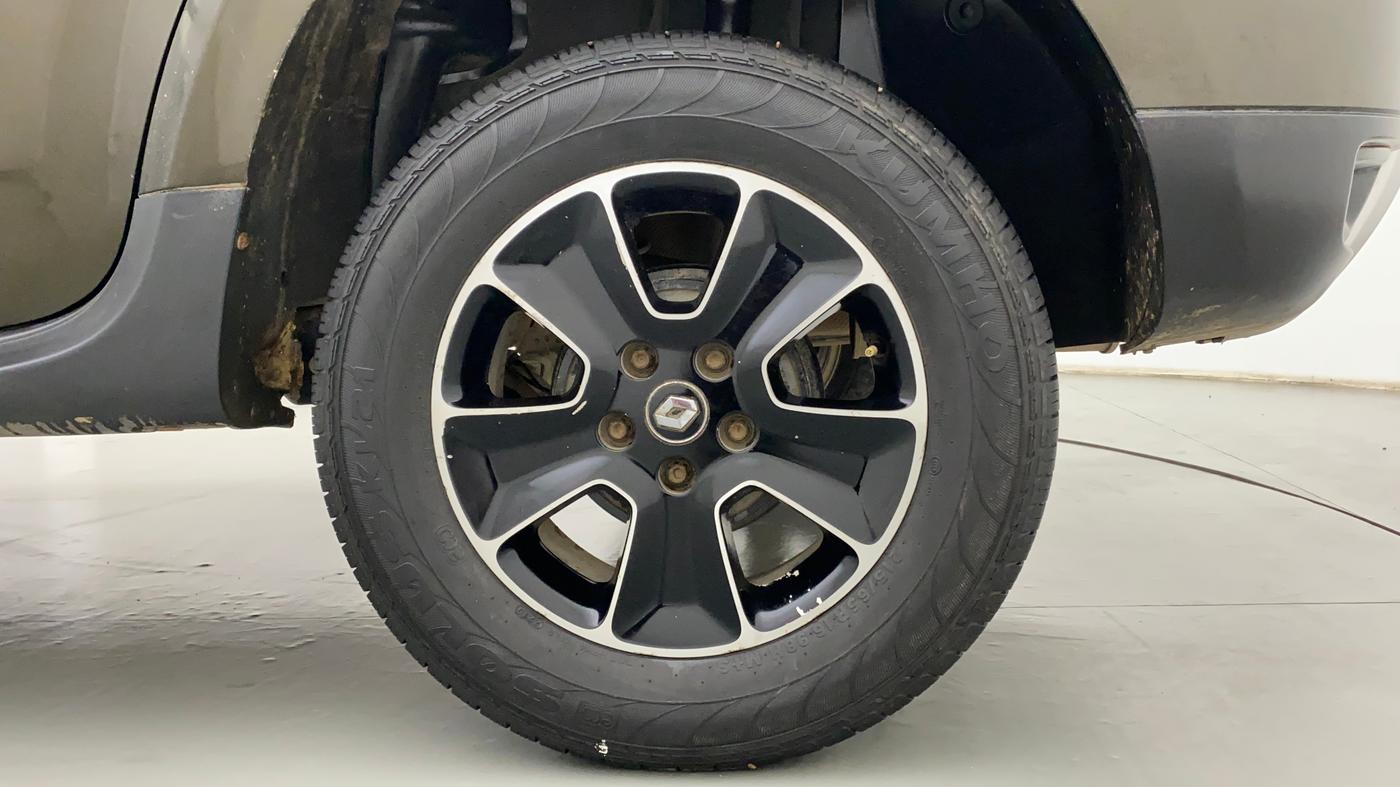 2018 Renault Duster 110 PS RXZ 4X2 AMT DIESEL, Diesel, Automatic, 75,602 km, Left Rear Wheel