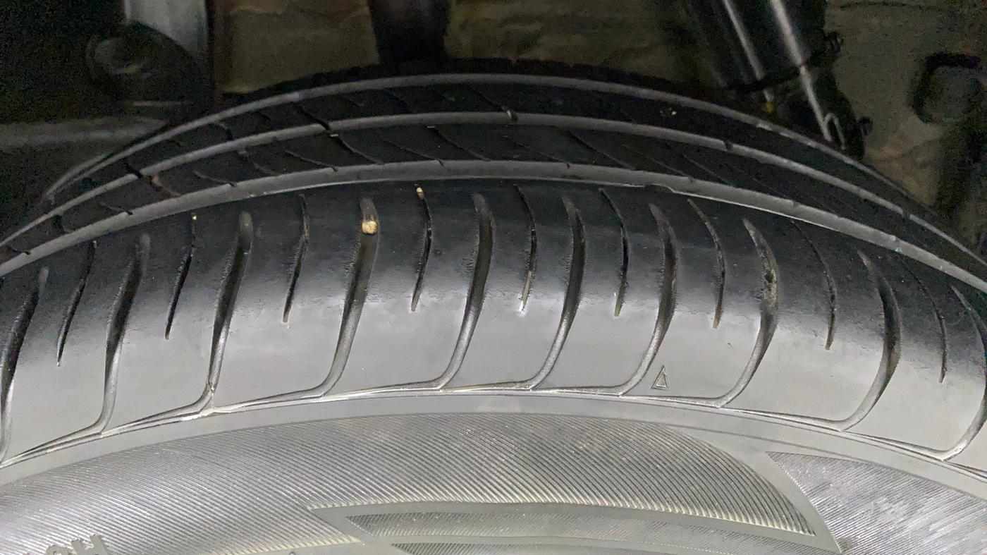 2018 Renault Duster 110 PS RXZ 4X2 AMT DIESEL, Diesel, Automatic, 75,602 km, Right Rear Tyre Tread