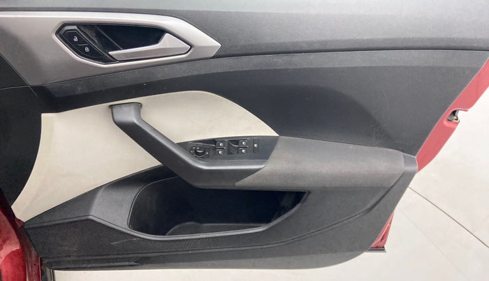 2021 Volkswagen TAIGUN HIGHLINE 1.0 TSI AT, Petrol, Automatic, 39,373 km, Driver Side Door Panels Control