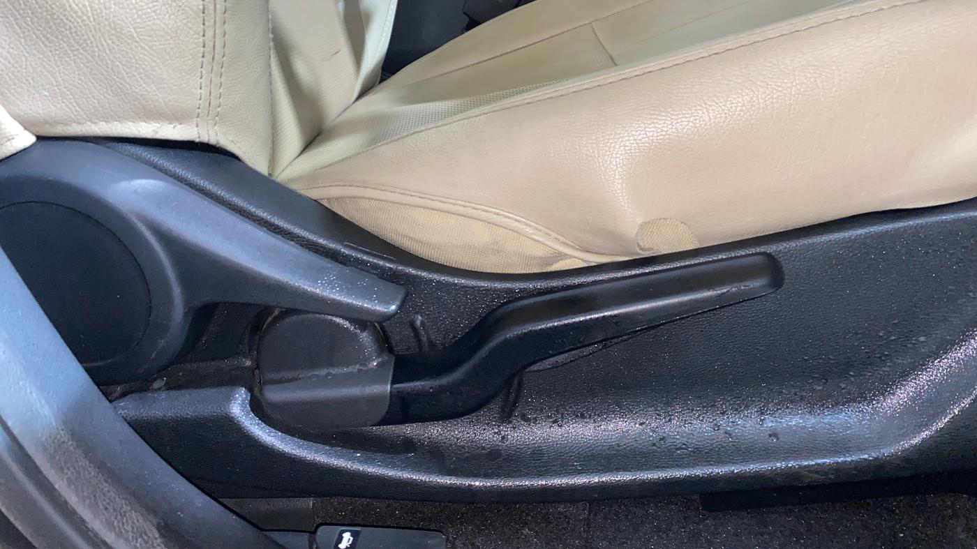 2022 Honda City 1.5L I-VTEC VX, Petrol, Manual, 25,916 km, Driver Side Adjustment Panel