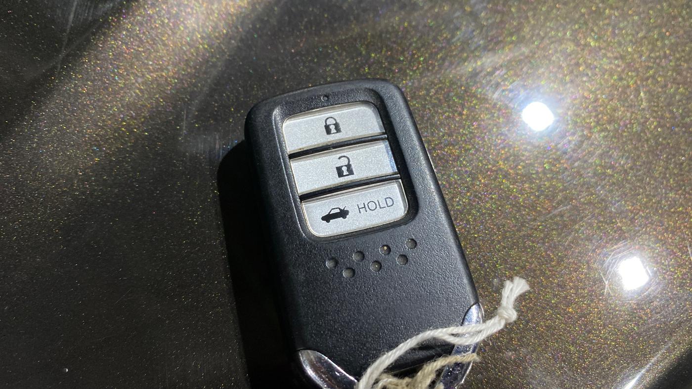 2022 Honda City 1.5L I-VTEC VX, Petrol, Manual, 25,916 km, Key Close Up
