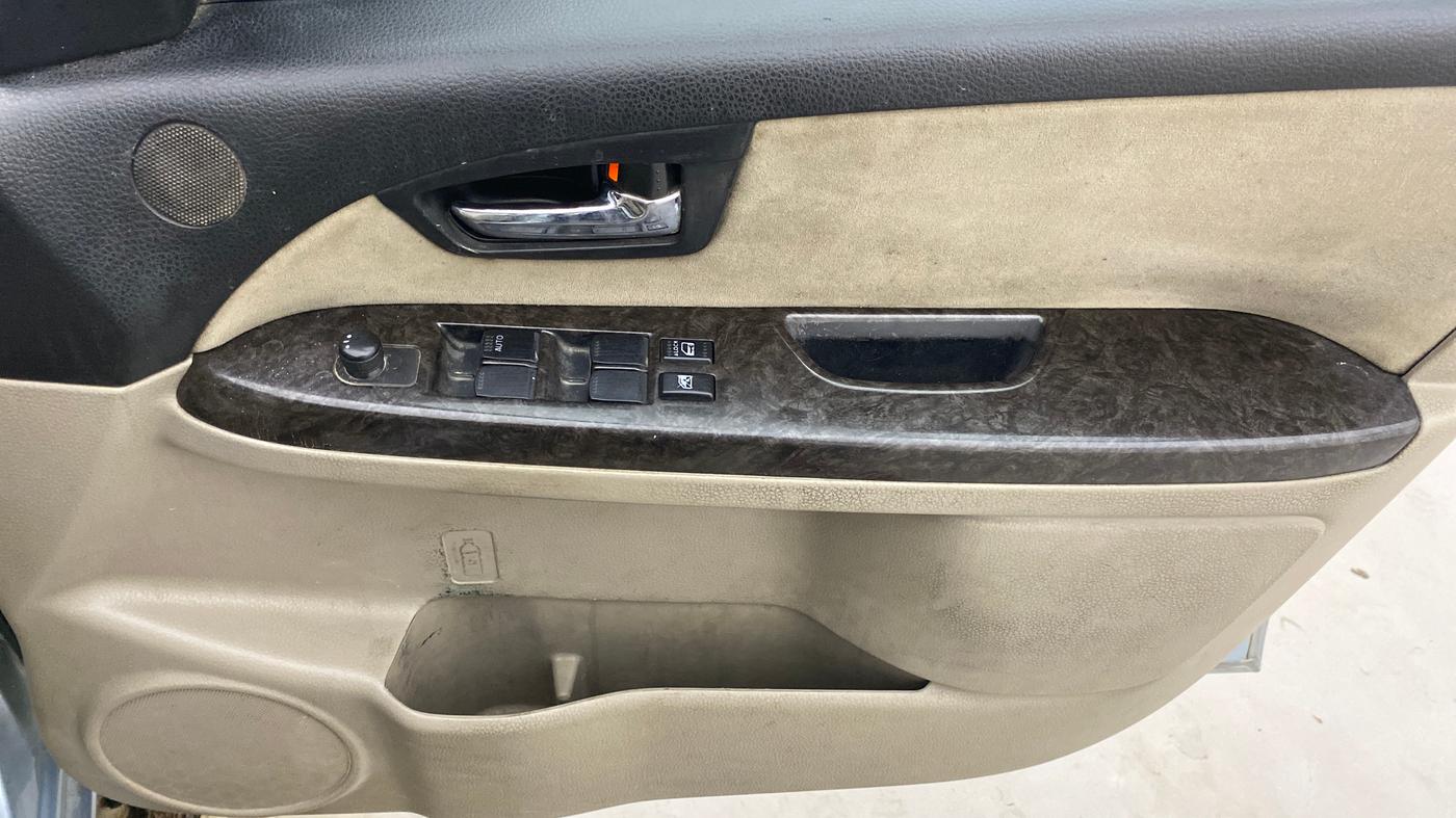 2013 Maruti SX4 VDI, Diesel, Manual, 1,16,796 km, Driver Side Door Panels Control