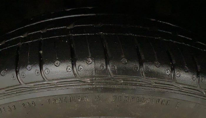 2022 Tata Tiago XZA PLUS PETROL, Petrol, Automatic, 14,945 km, Left Front Tyre Tread