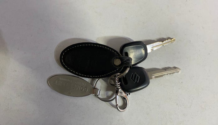 2014 Maruti Celerio LXI, CNG, Manual, 76,702 km, Key Close Up