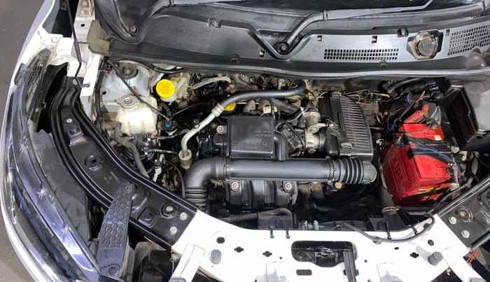 2023 Nissan MAGNITE XE, Petrol, Manual, 19,740 km, Engine View - Right
